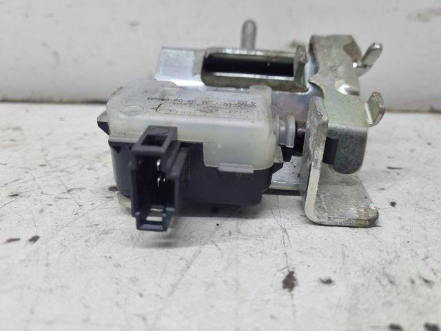 bontott SKODA OCTAVIA II Központizár Motor Csomagtérajtó