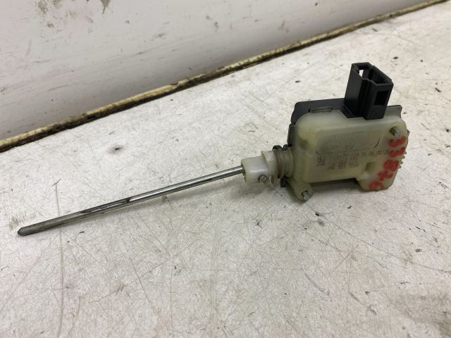 bontott SKODA OCTAVIA II Központizár Motor Csomagtérajtó