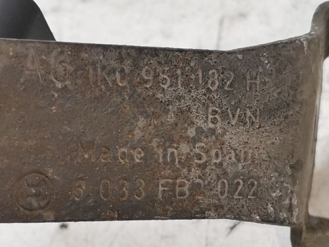 bontott SKODA OCTAVIA II Kürt