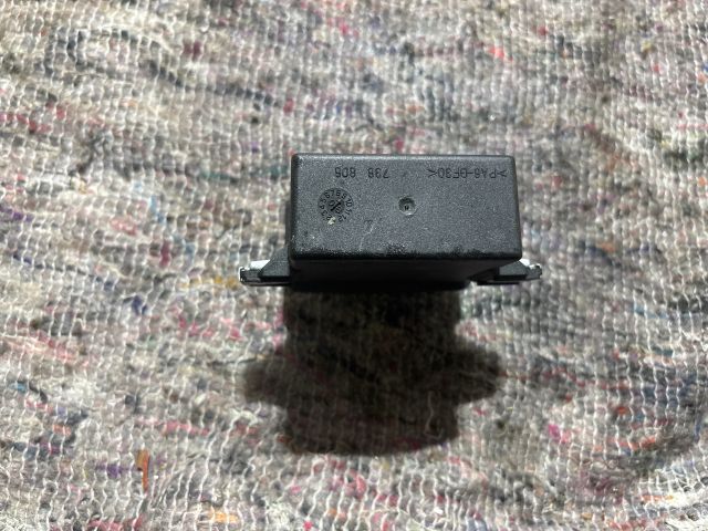 bontott SKODA OCTAVIA II Lámpa Vezérlő