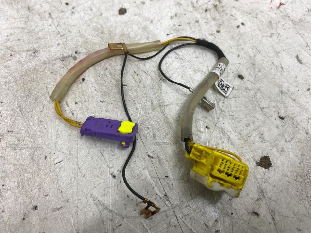 bontott SKODA OCTAVIA II Légzsák Átvezető Szalagkábel