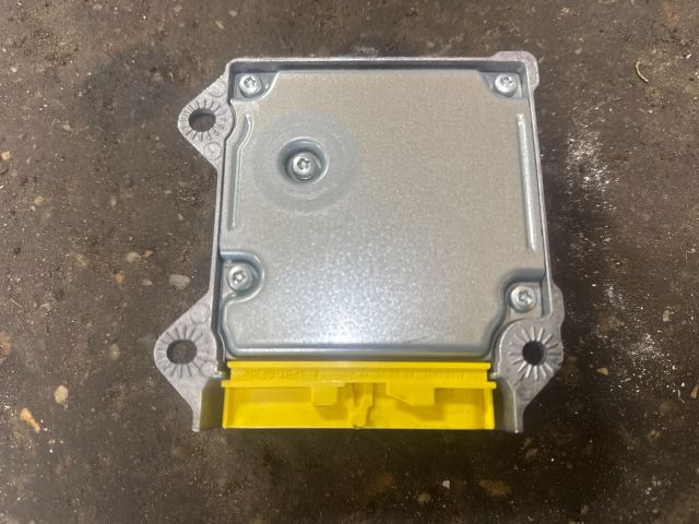 bontott SKODA OCTAVIA II Légzsák Elektronika