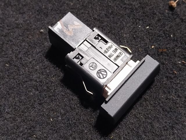 bontott SKODA OCTAVIA II Légzsák Kapcsoló