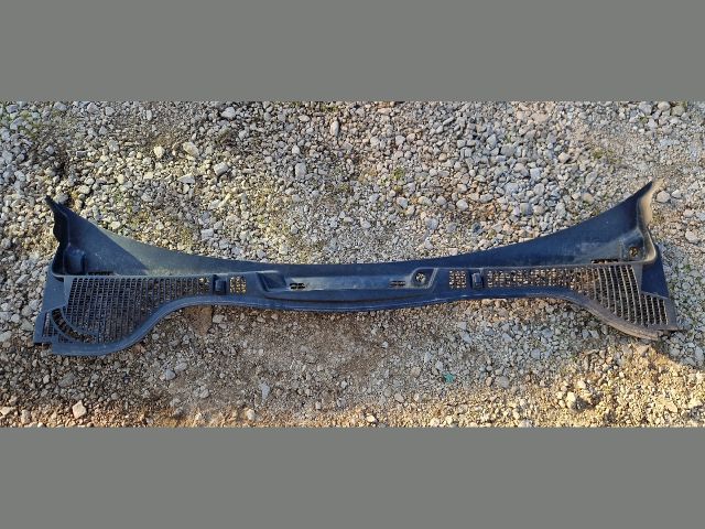 bontott SKODA OCTAVIA II Levélrács