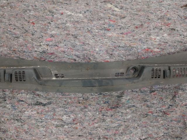 bontott SKODA OCTAVIA II Levélrács