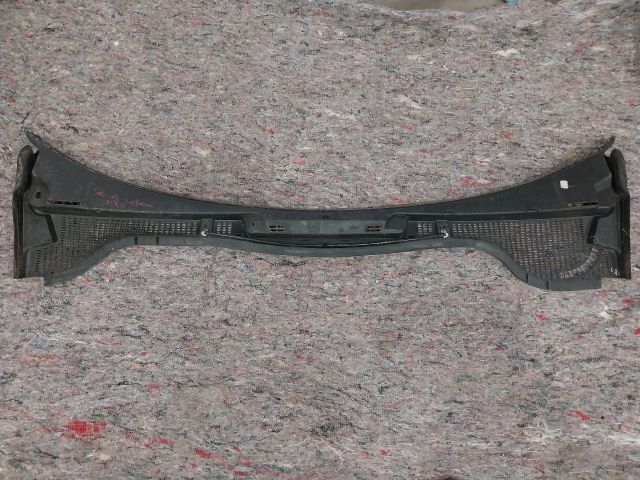 bontott SKODA OCTAVIA II Levélrács