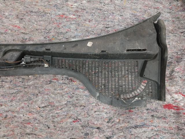 bontott SKODA OCTAVIA II Levélrács