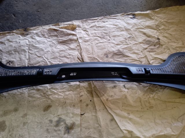 bontott SKODA OCTAVIA II Levélrács