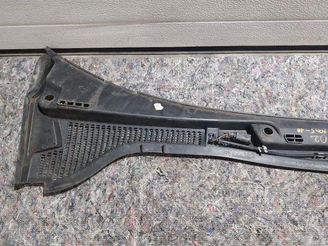 bontott SKODA OCTAVIA II Levélrács