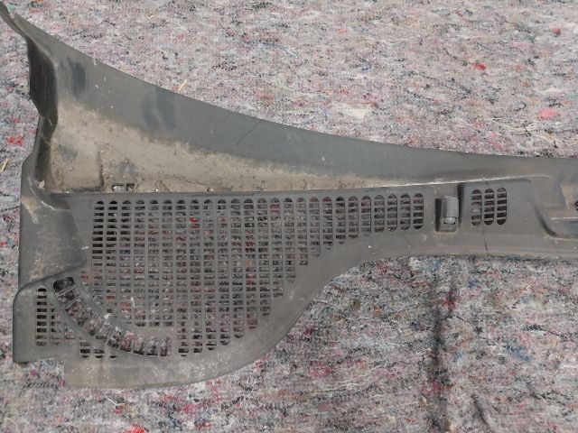 bontott SKODA OCTAVIA II Levélrács