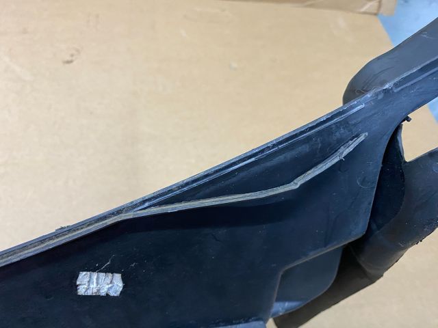 bontott SKODA OCTAVIA II Levélrács