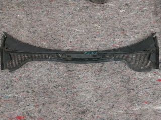 bontott SKODA OCTAVIA II Levélrács