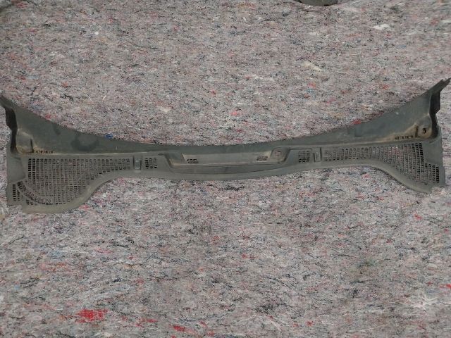 bontott SKODA OCTAVIA II Levélrács