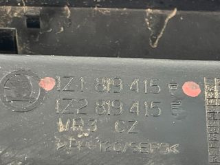 bontott SKODA OCTAVIA II Levélrács