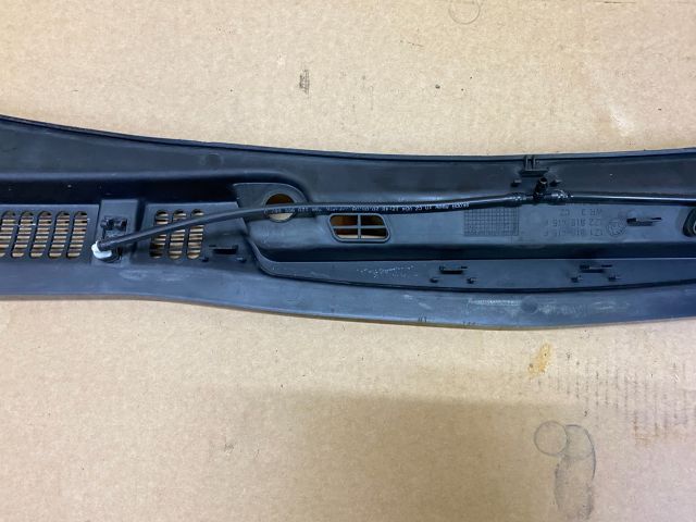 bontott SKODA OCTAVIA II Levélrács