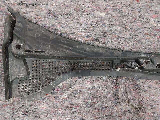 bontott SKODA OCTAVIA II Levélrács