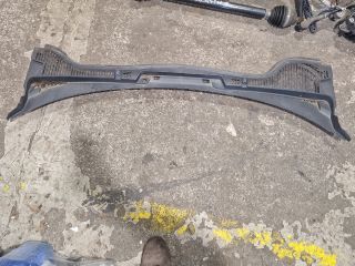 bontott SKODA OCTAVIA II Levélrács