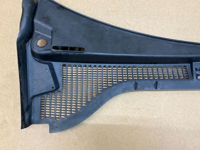 bontott SKODA OCTAVIA II Levélrács