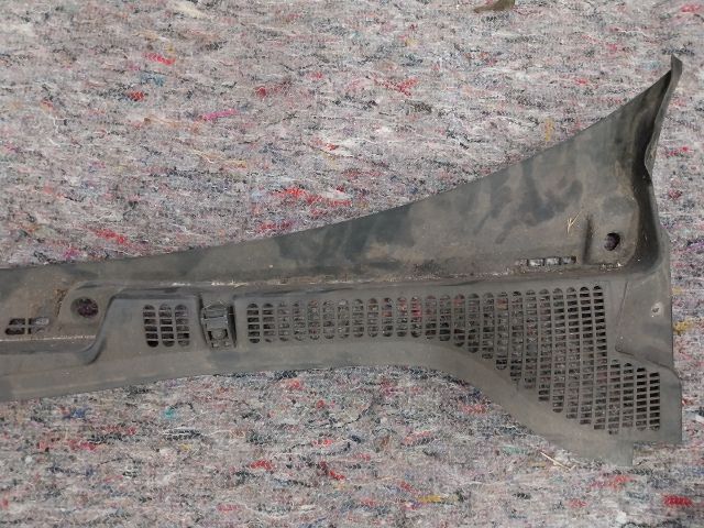 bontott SKODA OCTAVIA II Levélrács