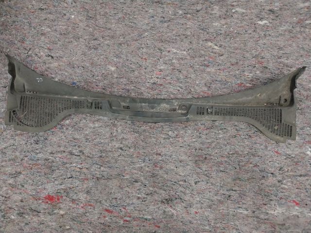 bontott SKODA OCTAVIA II Levélrács