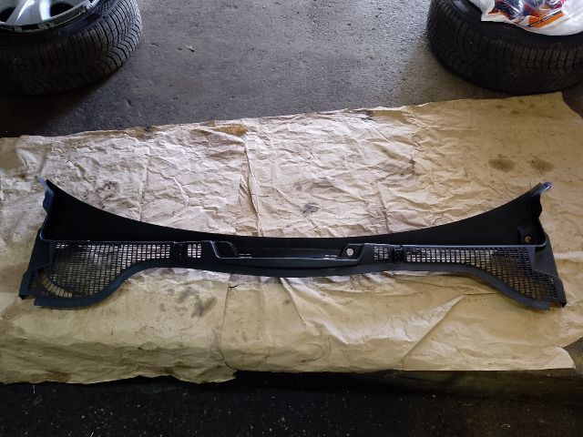 bontott SKODA OCTAVIA II Levélrács