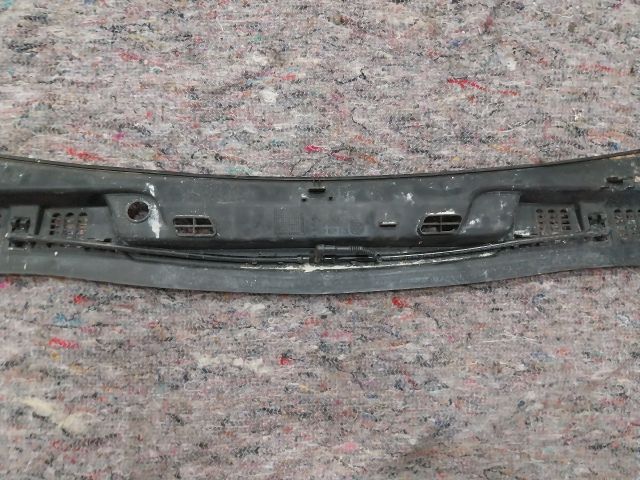 bontott SKODA OCTAVIA II Levélrács