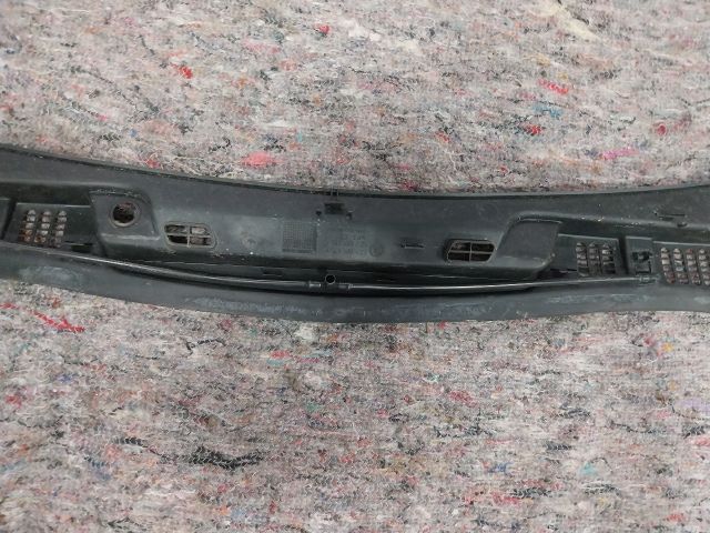 bontott SKODA OCTAVIA II Levélrács