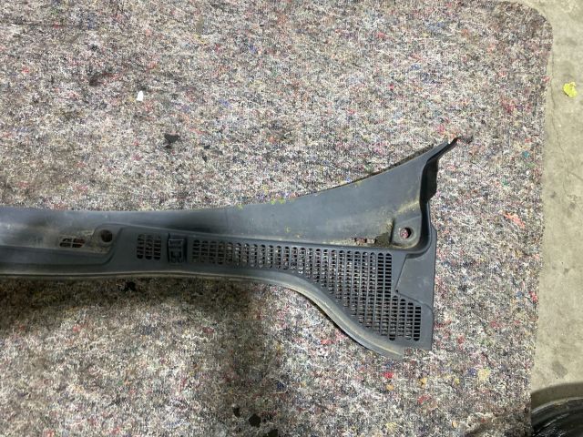 bontott SKODA OCTAVIA II Levélrács