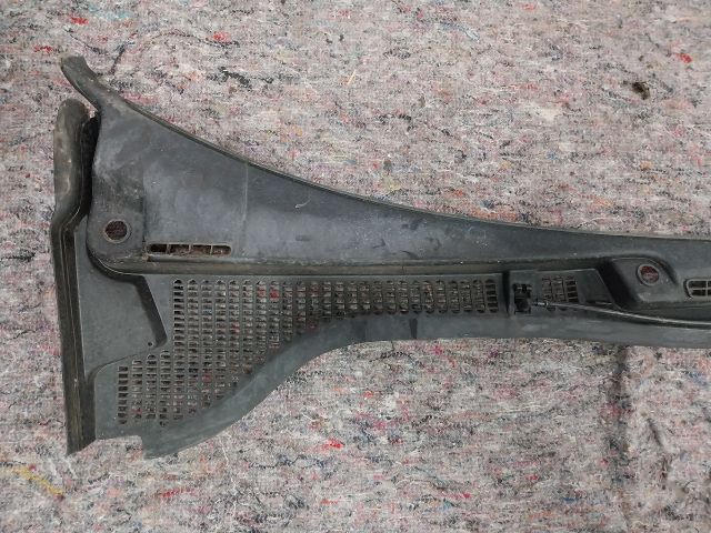 bontott SKODA OCTAVIA II Levélrács