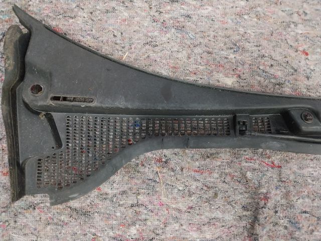 bontott SKODA OCTAVIA II Levélrács