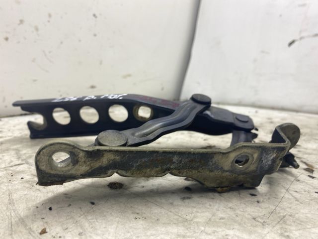 bontott SKODA OCTAVIA II Motorháztető Bal Zsanér