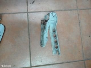 bontott SKODA OCTAVIA II Motorháztető Bal Zsanér