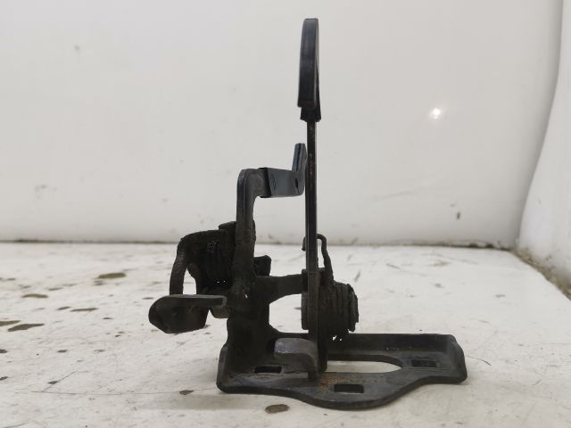 bontott SKODA OCTAVIA II Motorháztető Biztonsági Kampó