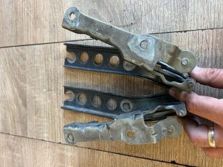 bontott SKODA OCTAVIA II Motorháztető Jobb Zsanér