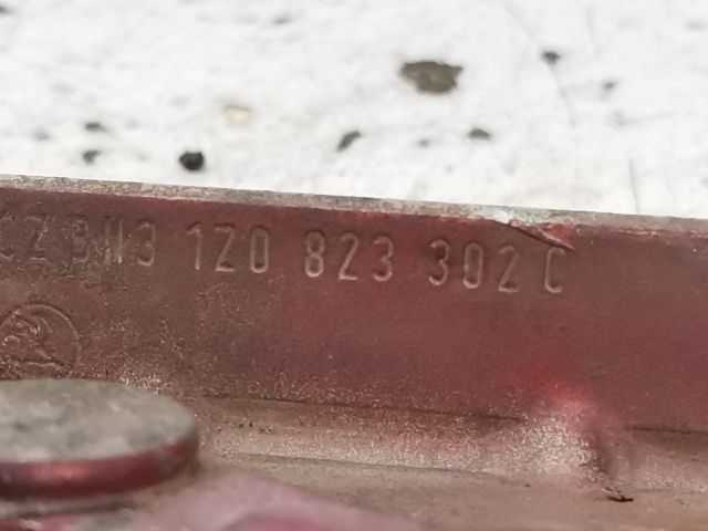 bontott SKODA OCTAVIA II Motorháztető Jobb Zsanér