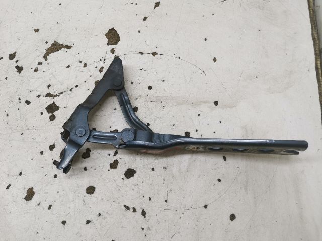 bontott SKODA OCTAVIA II Motorháztető Jobb Zsanér