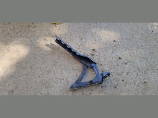 bontott SKODA OCTAVIA II Motorháztető Jobb Zsanér