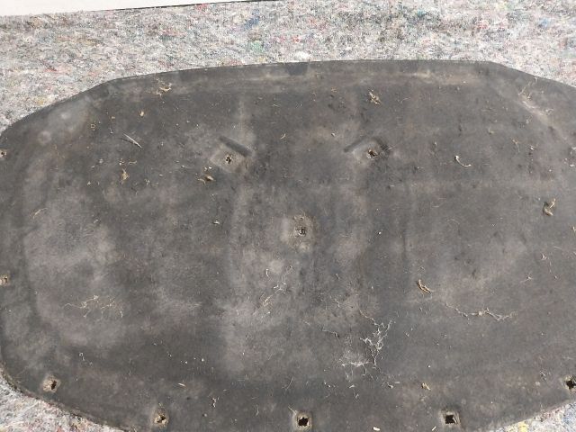 bontott SKODA OCTAVIA II Motorháztető Szigetelés