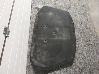 bontott SKODA OCTAVIA II Motorháztető Szigetelés