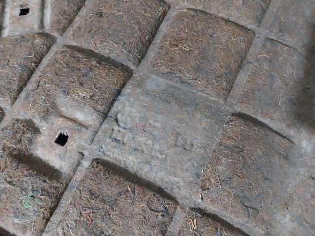 bontott SKODA OCTAVIA II Motorháztető Szigetelés