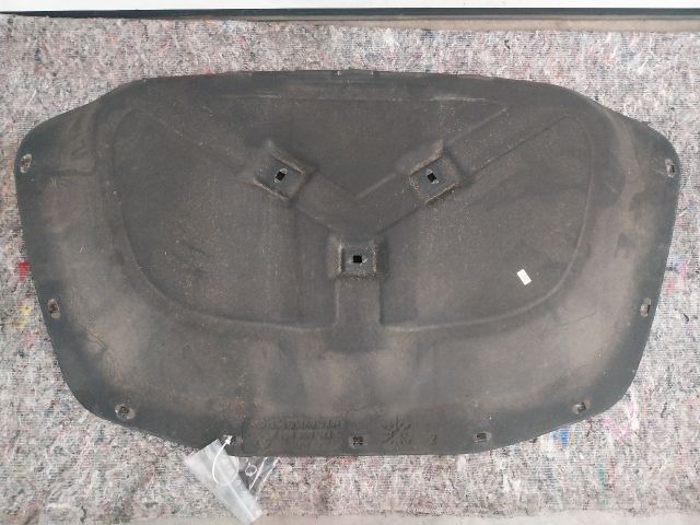 bontott SKODA OCTAVIA II Motorháztető Szigetelés