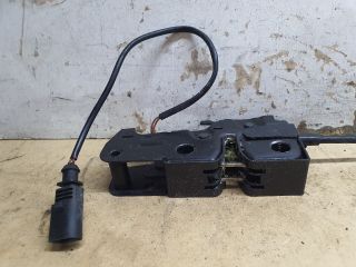 bontott SKODA OCTAVIA II Motorháztető Zárszerkezet