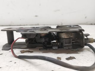 bontott SKODA OCTAVIA II Motorháztető Zárszerkezet