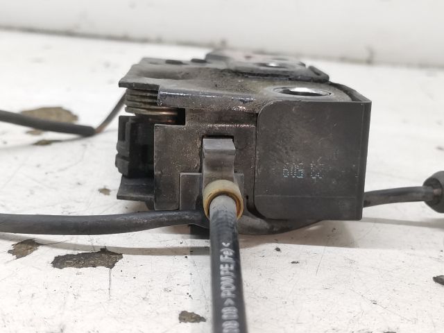 bontott SKODA OCTAVIA II Motorháztető Zárszerkezet