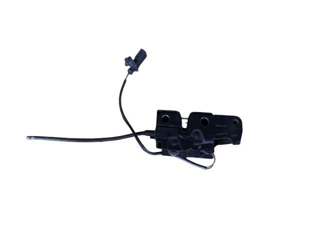 bontott SKODA OCTAVIA II Motorháztető Zárszerkezet