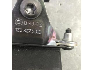 bontott SKODA OCTAVIA II Motorháztető Zárszerkezet