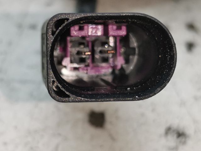 bontott SKODA OCTAVIA II Motorháztető Zárszerkezet