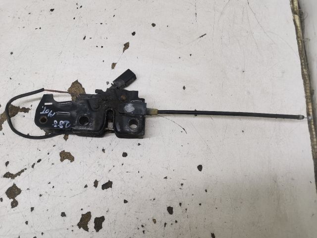 bontott SKODA OCTAVIA II Motorháztető Zárszerkezet