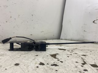 bontott SKODA OCTAVIA II Motorháztető Zárszerkezet