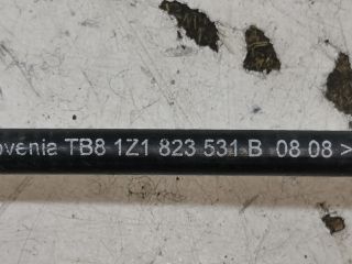 bontott SKODA OCTAVIA II Motorháztető Zárszerkezet